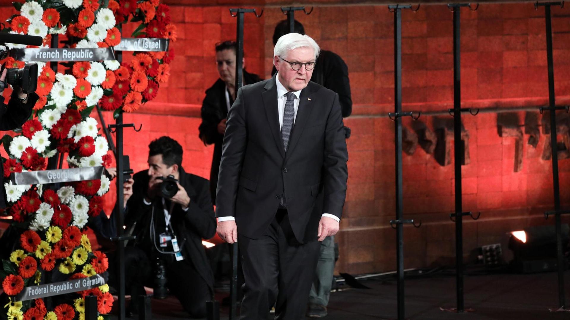 Bundespräsident Frank-Walter Steinmeier in der Holocaust-Gedenkstätte Yad Vashem Bundespräsident Frank-Walter Steinmeier in der Holocaust-Gedenkstätte Yad Vashem