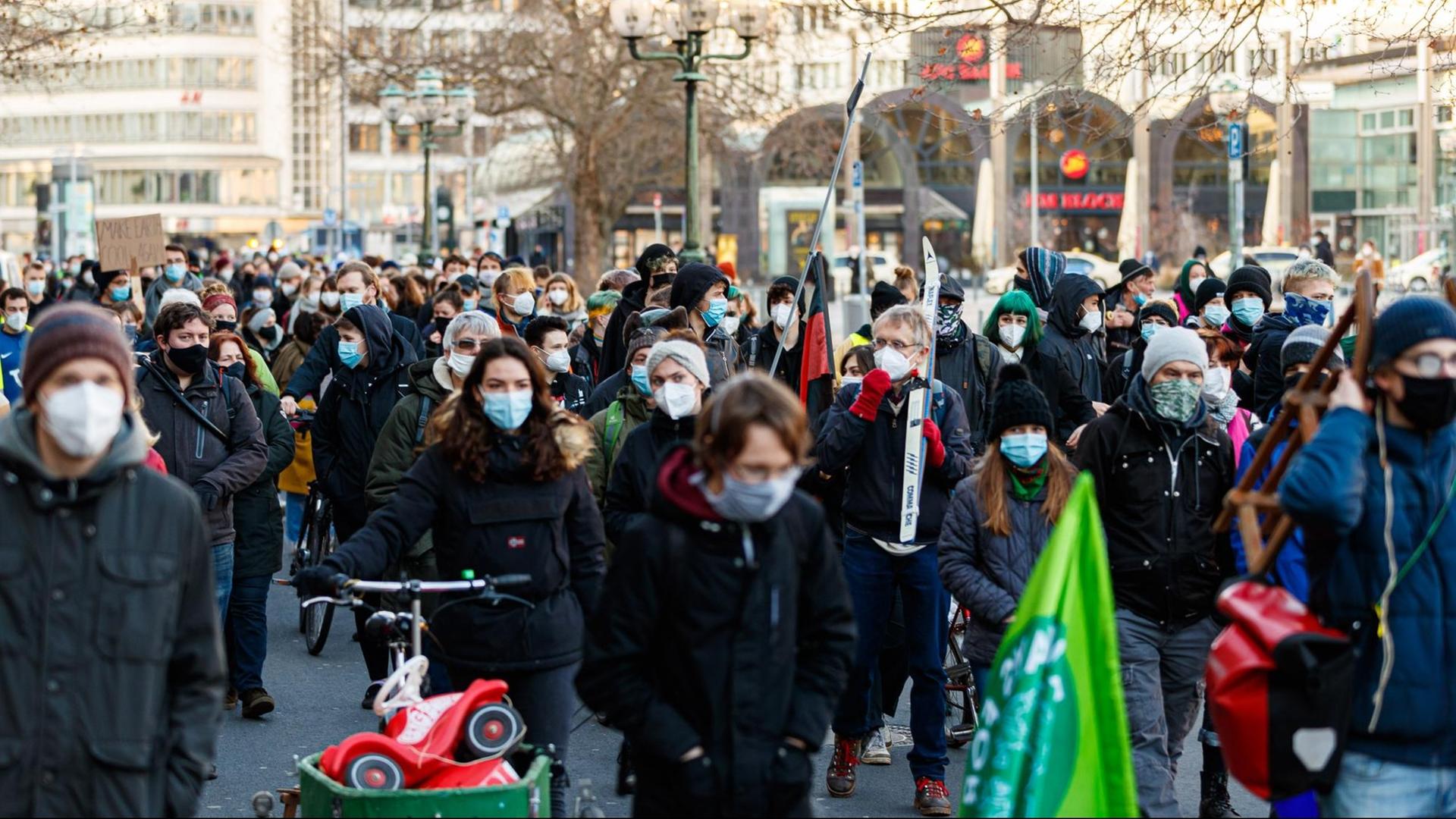 Demonstration der Umweltbewegung Fridays for Future in Hannover. Demonstration der Umweltbewegung Fridays for Future in Hannover.