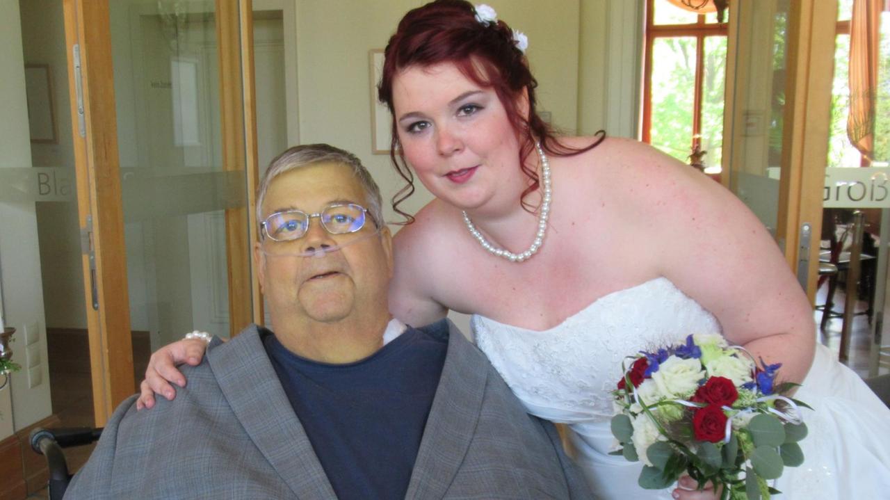 Ohne ihren Vater wollte Jasmin Kanwischer nicht heiraten. Ohne ihren Vater wollte Jasmin Kanwischer nicht heiraten.
