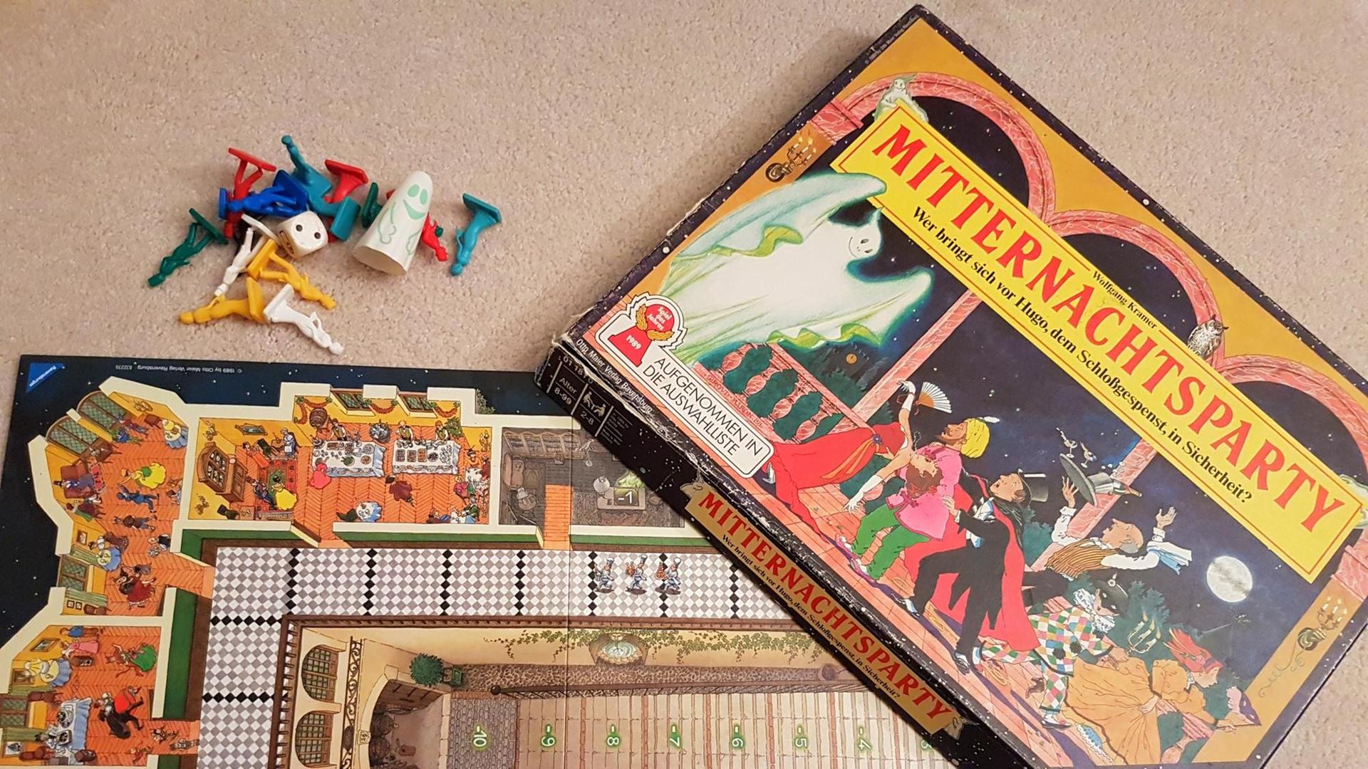 Das beliebte Brettspiel MITTERNACHTSPARTY mit Hugo, dem Schlossgespenst Das beliebte Brettspiel MITTERNACHTSPARTY mit Hugo, dem Schlossgespenst
