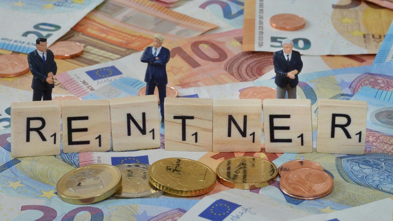 Symbolfoto Wirtschaftsbegriff Rentner | Symbolfoto Wirtschaftsbegriff Rentner |