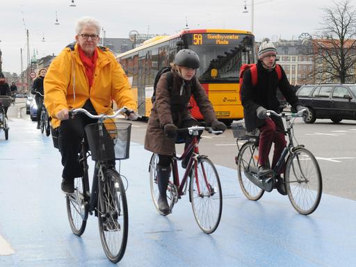 Jeder zweite Einwohner Kopenhagens fährt mit dem Fahrrad zur Arbeit, wie hier fotografiert am 6.2.2014 auf dem Sotorvet. Foto: Thomas Uhlemann