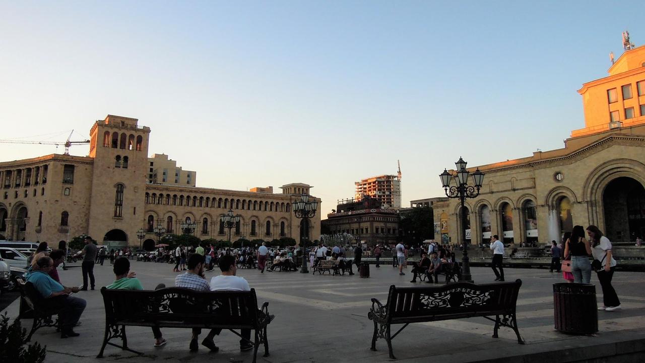 Der Platz der Republik in Armeniens Hauptstadt Eriwan