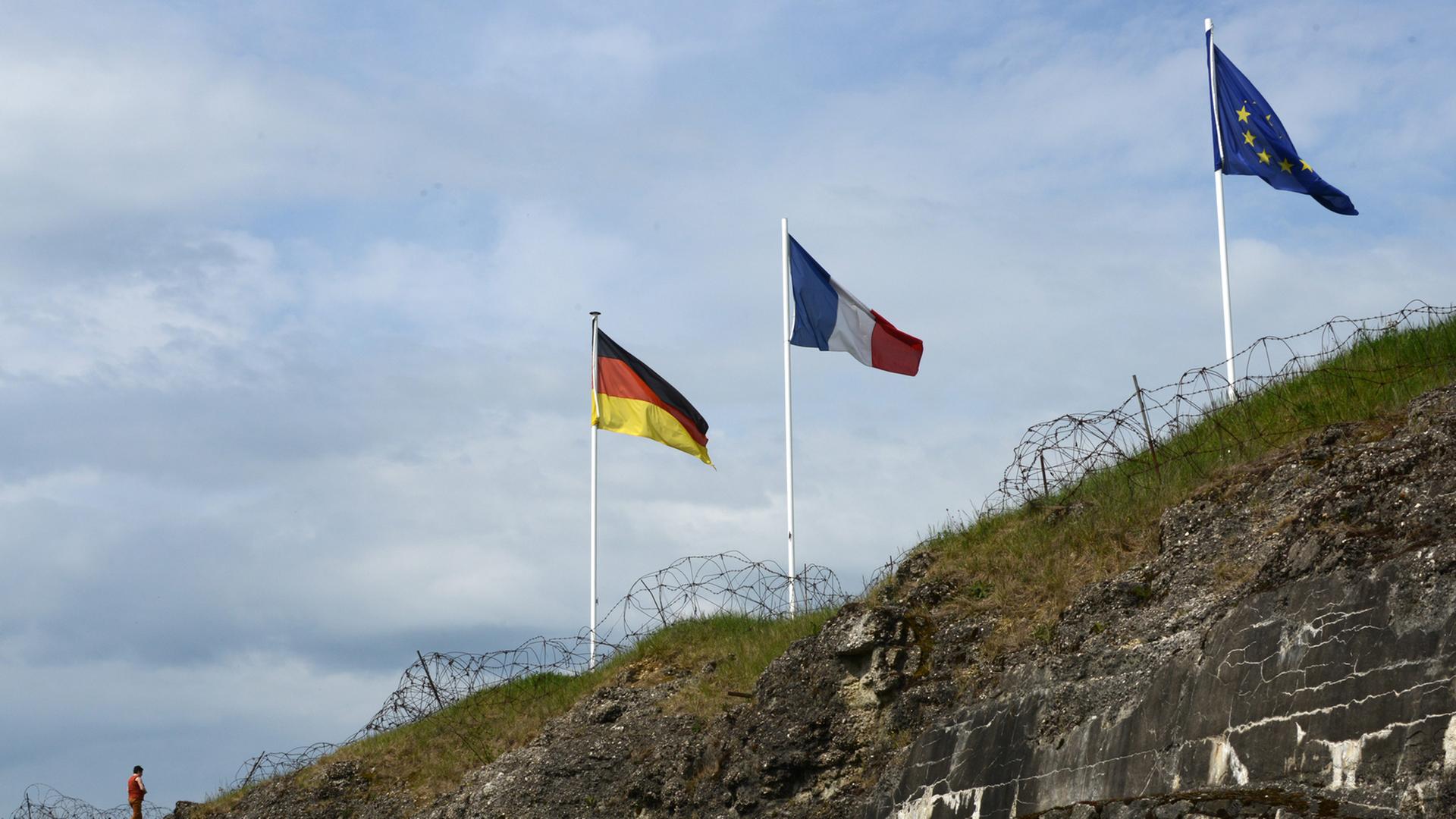 Eine Narbe Europas: Das Schlachtfeld von Verdun. 