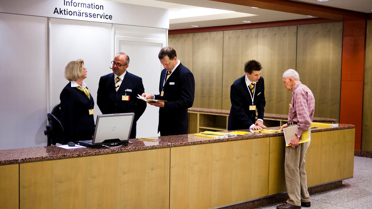 Beim Aktionärsservice der Deutschen Post Beim Aktionärsservice der Deutschen Post