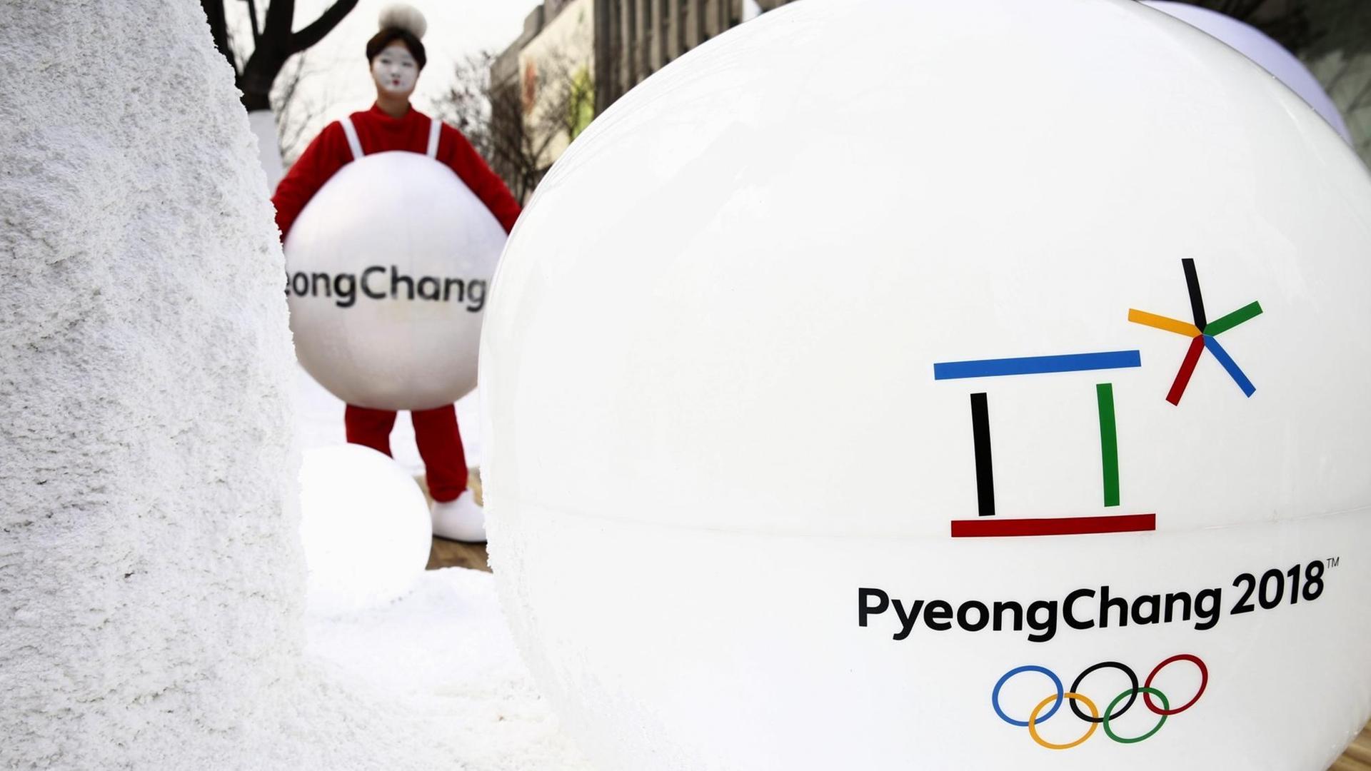 Logo der Olympischen Winterspiele 2018 in Pyeongchang. Logo der Olympischen Winterspiele 2018 in Pyeongchang.