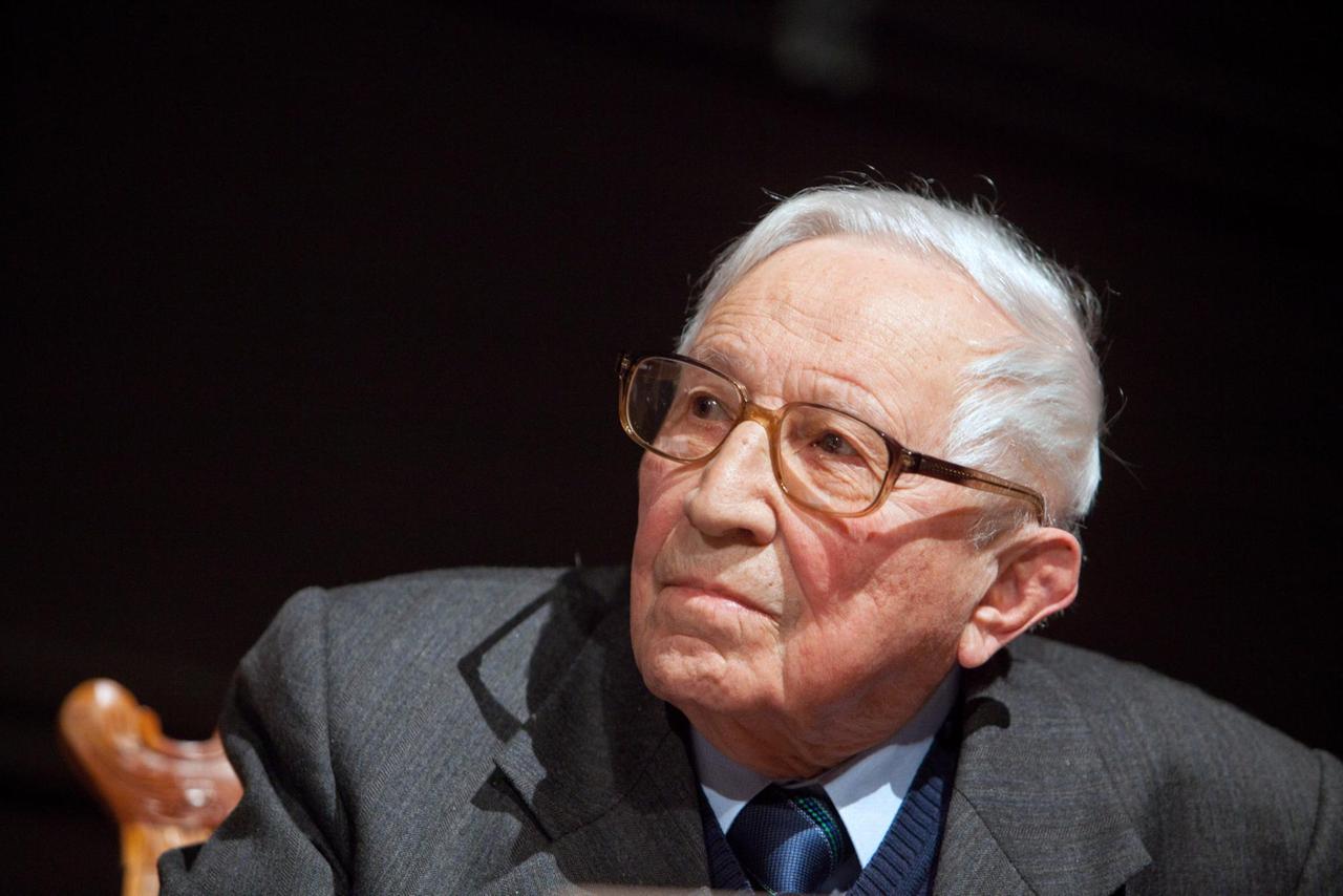 Tadeusz Rozewicz Tadeusz Rozewicz