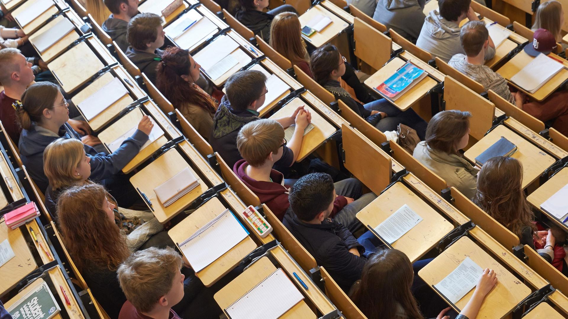 Studenten in einer Uni Studenten in einer Uni