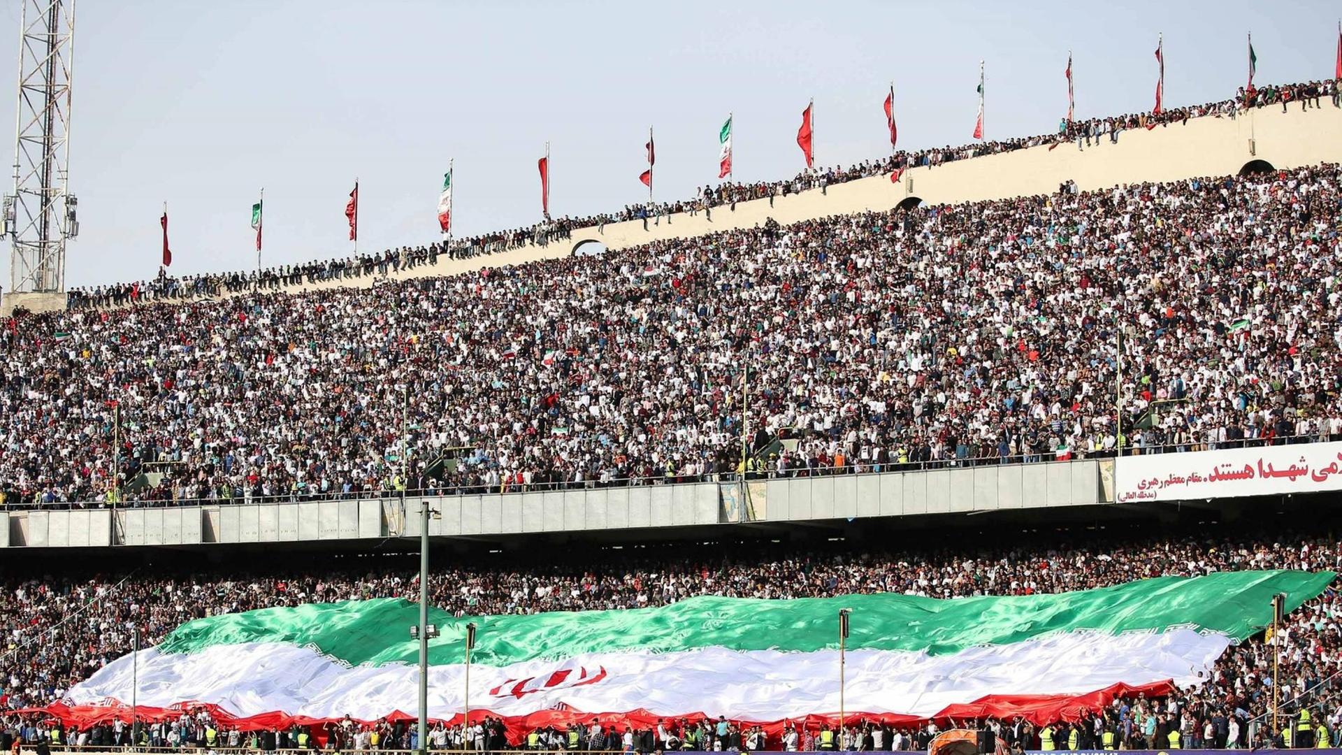 Das Azadi-Stadion in Teheran Das Azadi-Stadion in Teheran