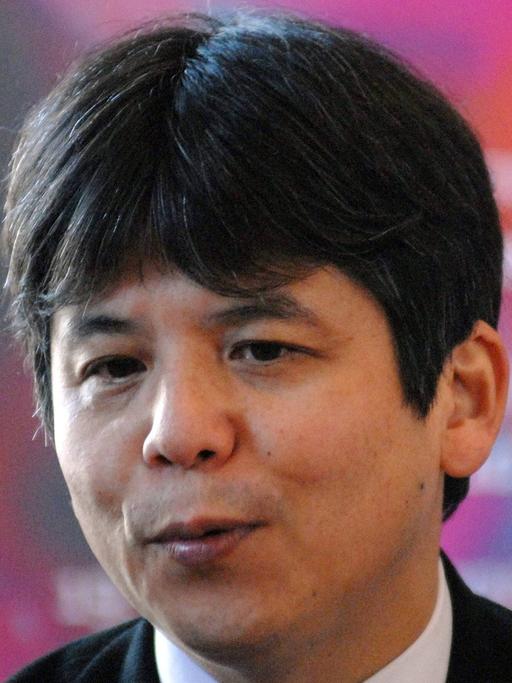 Der japanische Komponist Toshio Hosokawa im März 2009 anlässlich der Biennale in Salzburg.