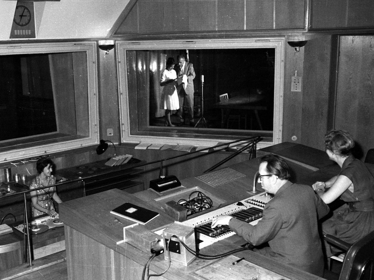 Hörspielproduktion im Funkhaus - DDR 1962, 