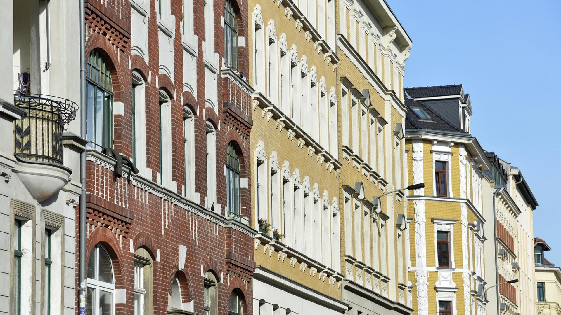 Fassaden sanierter Altbauten in Leipzig Connewitz Fassaden sanierter Altbauten in Leipzig Connewitz