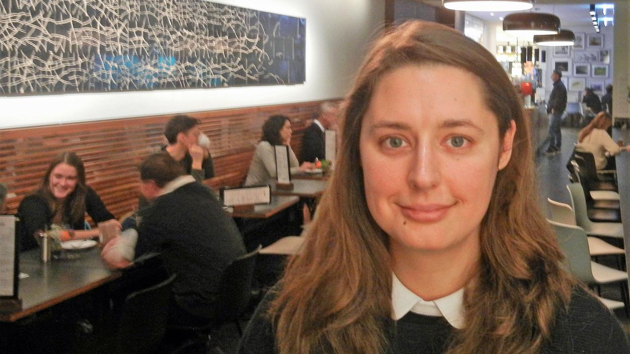 Porträt der Autorin und Datenschützerin Katharina Nocun.