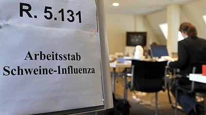 Der Arbeitsstab zur Schweine-Influenza bei der Senatsverwaltung für Gesundheit tagt in Berlin. Der Arbeitsstab zur Schweine-Influenza bei der Senatsverwaltung für Gesundheit tagt in Berlin.