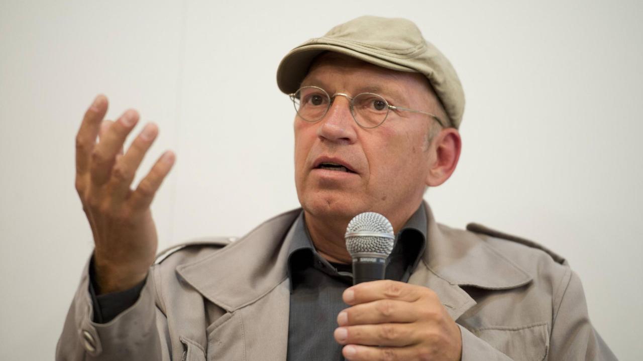 Der Journalist und Autor Jürgen Neffe Der Journalist und Autor Jürgen Neffe