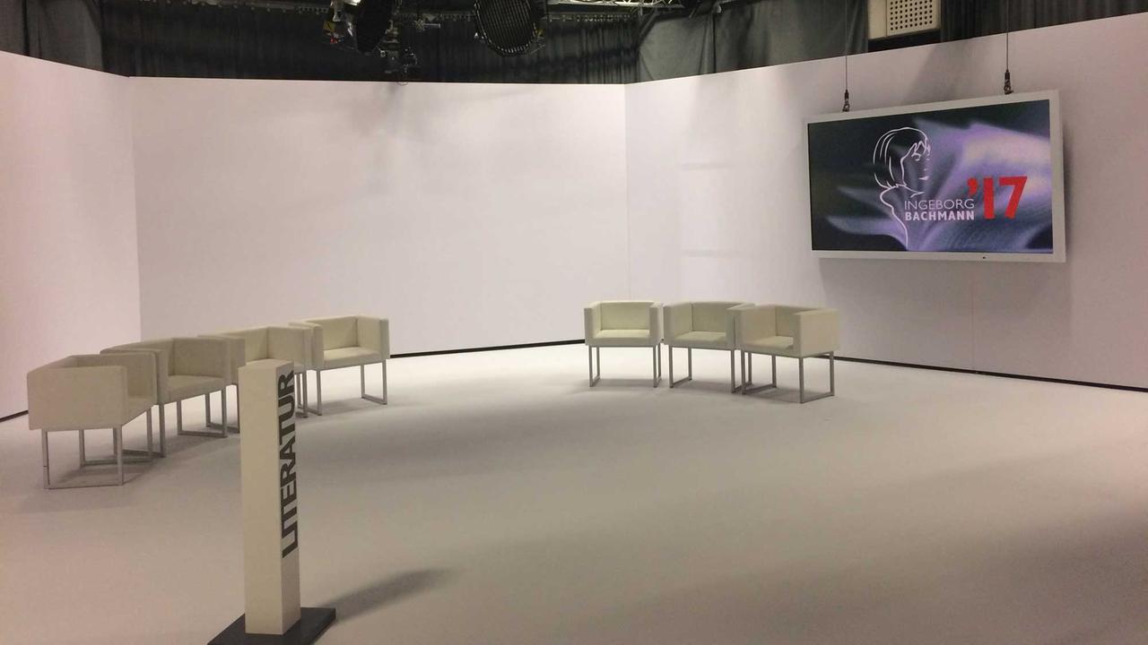 Die Lesebühne bei den 41. Tage der deutschsprachigen Literatur in Klagenfurt im ORF-Theater. Die Lesebühne bei den 41. Tage der deutschsprachigen Literatur in Klagenfurt im ORF-Theater.