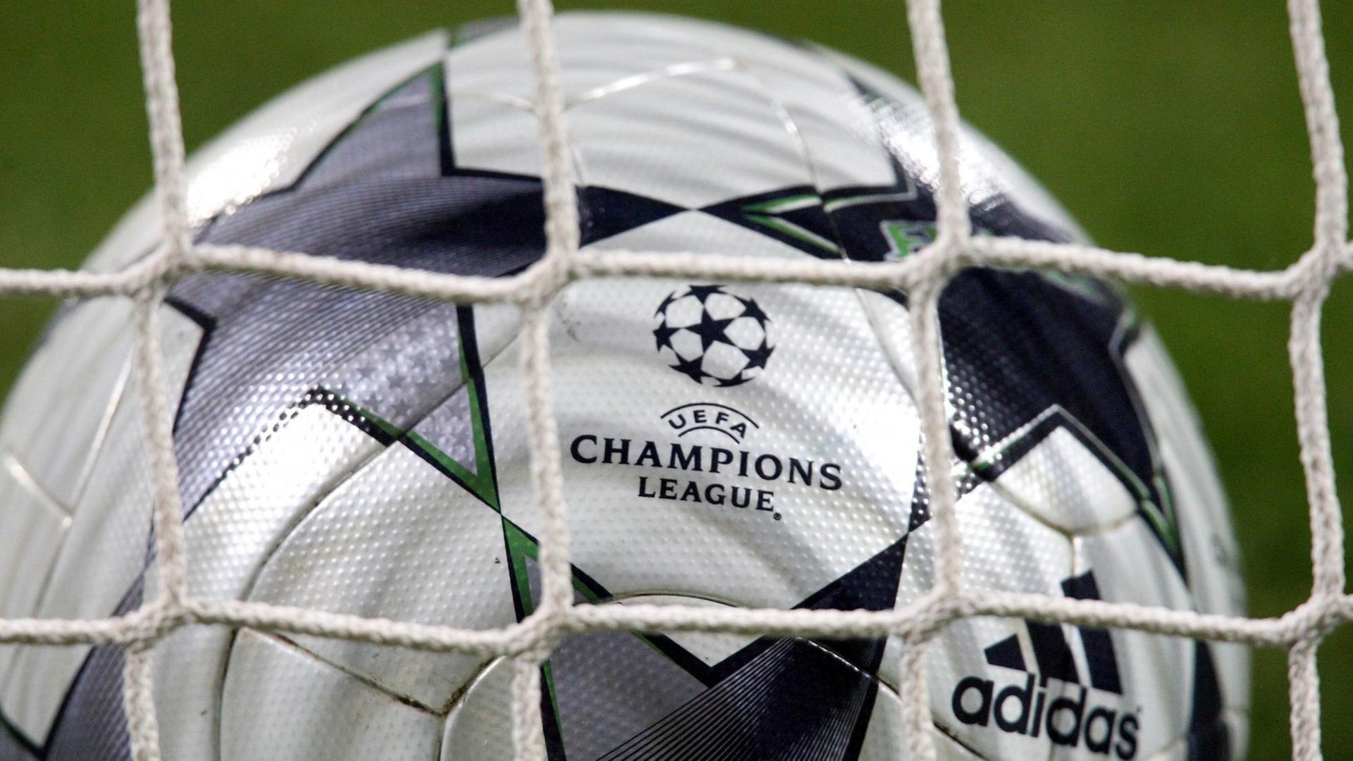 Ein Champions League-Ball. Ein Champions League-Ball.