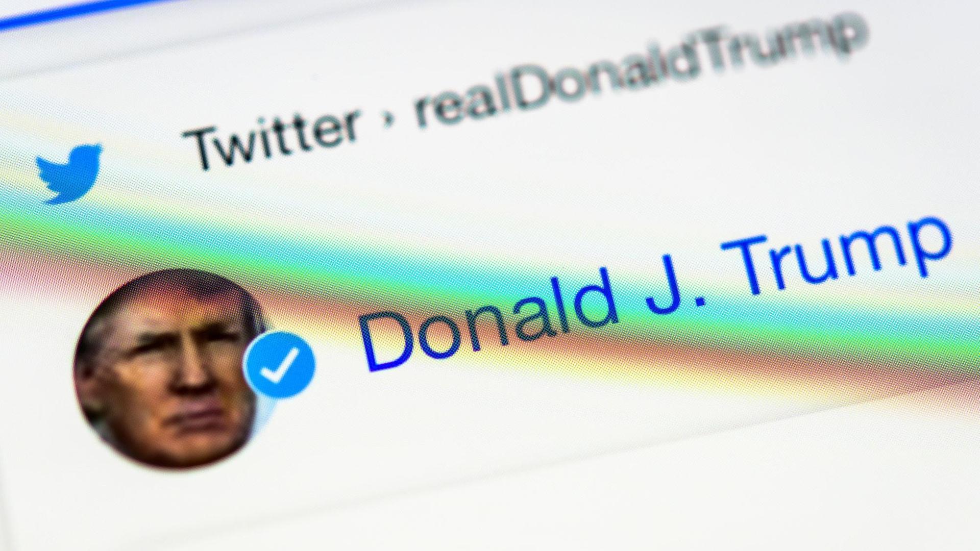 Bildschirmansicht der offiziellen Twitter-Seite von Donald Trump. Bildschirmansicht der offiziellen Twitter-Seite von Donald Trump.