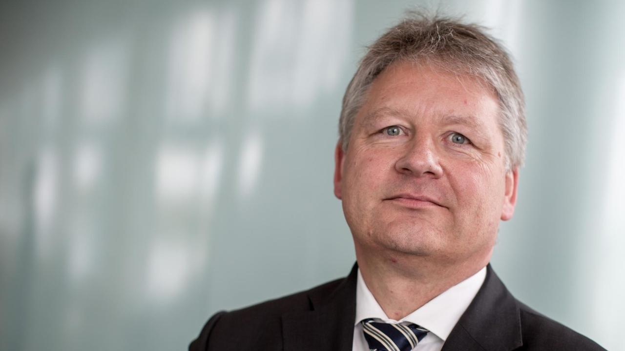 Der designierte BND Präsident Bruno Kahl, aufgenommen am 27.04.2016 im Bundeskanzleramt in Berlin. Der designierte BND Präsident Bruno Kahl, aufgenommen am 27.04.2016 im Bundeskanzleramt in Berlin.