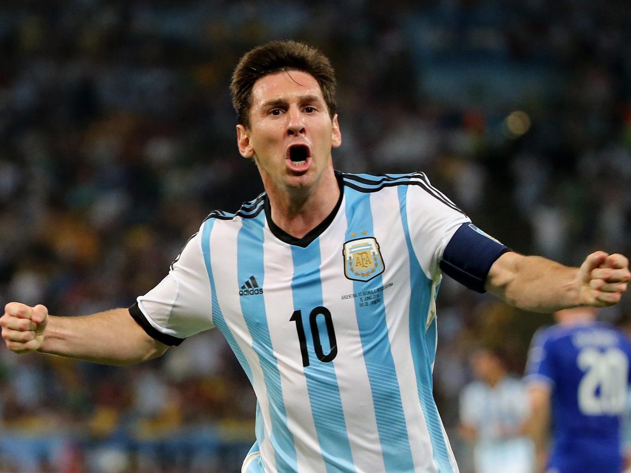 Der argentinische Spieler Lionel Messi nach seinem ersten Treffer bei der FIFA WM 2014 Der argentinische Spieler Lionel Messi nach seinem ersten Treffer bei der FIFA WM 2014