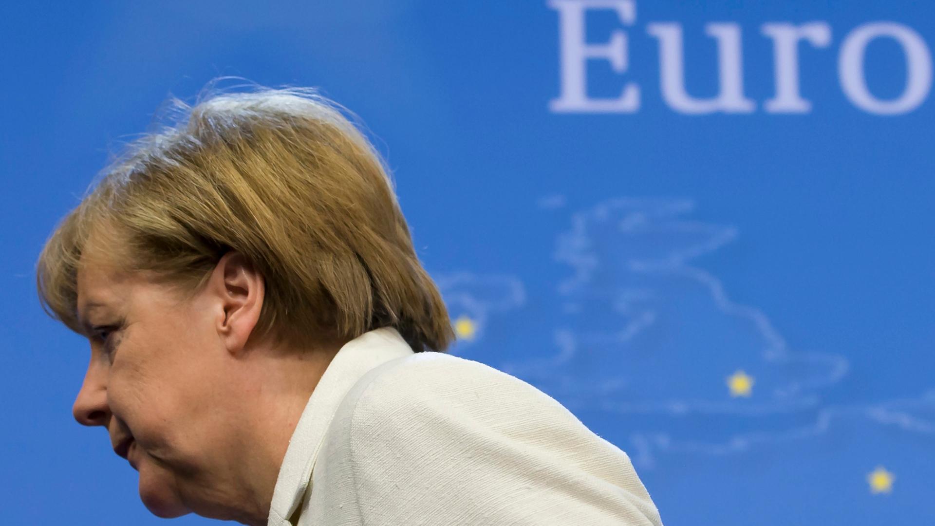 Kanzlerin Angela Merkel bei einer Pressekonferenz im Juli 2015 Kanzlerin Angela Merkel bei einer Pressekonferenz im Juli 2015