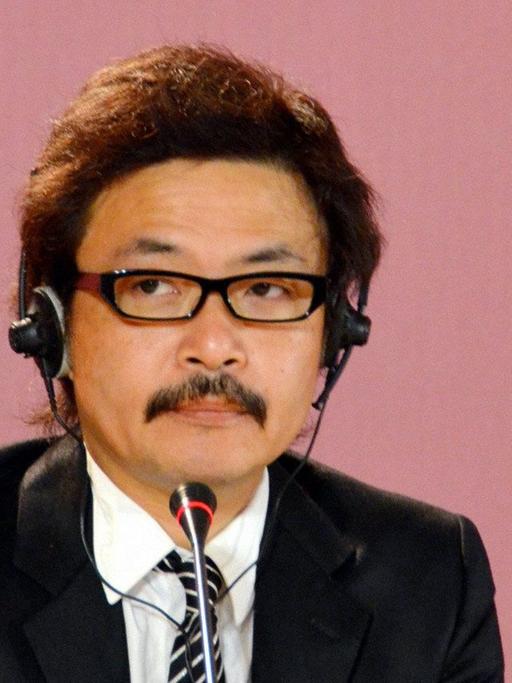 er japanische Filmregisseur Sono Sion konsequent in seiner Haltung, die Essenz des Kinos im Spektakel und im Exzess zu suchen.
