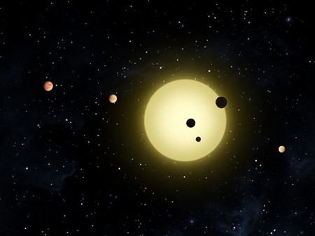 Die ersten Exoplaneten wurden 1995 entdeckt – inzwischen kennt man auch Systeme mit mehreren Planeten (Zeichnung) Die ersten Exoplaneten wurden 1995 entdeckt – inzwischen kennt man auch Systeme mit mehreren Planeten (Zeichnung)