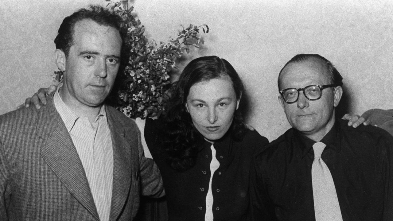 Heinrich Böll, Ilse Aichinger und Günther Eich 1952 während der Tagung der Gruppe 47 (v.lks). 