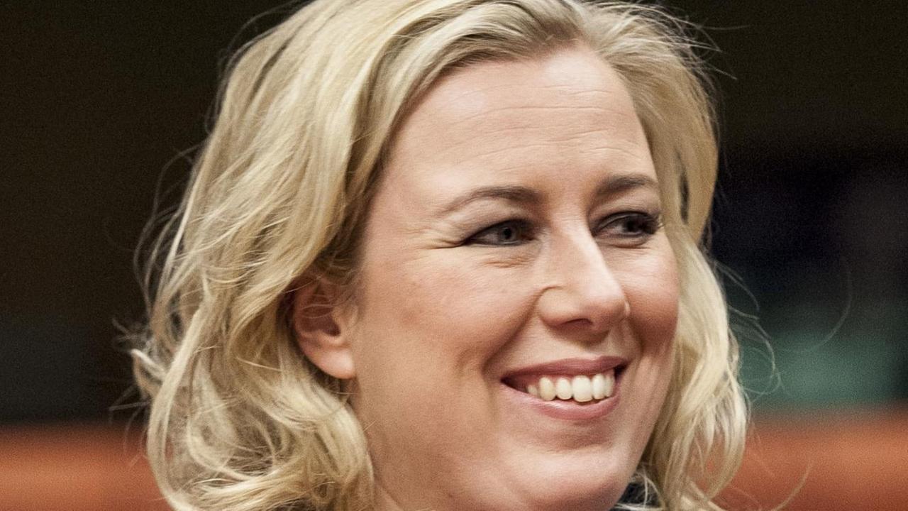 Die frühere finnische Finanzministerin Jutta Urpilainen vor einem Treffen der Eurogruppe in Brüssel Die frühere finnische Finanzministerin Jutta Urpilainen vor einem Treffen der Eurogruppe in Brüssel