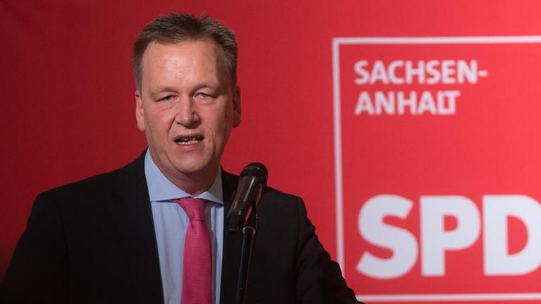 Landesvorsitzende der SPD Sachsen-Anhalt, Burkhard Lischka, spricht am 13.01.2018 in Wernigerode (Sachsen-Anhalt) auf dem Landesparteitag. 