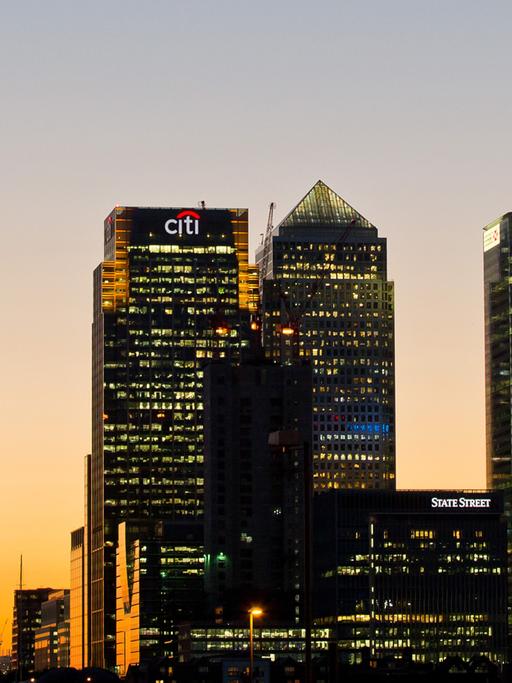 Die Skyline von Canary Wharf in London
