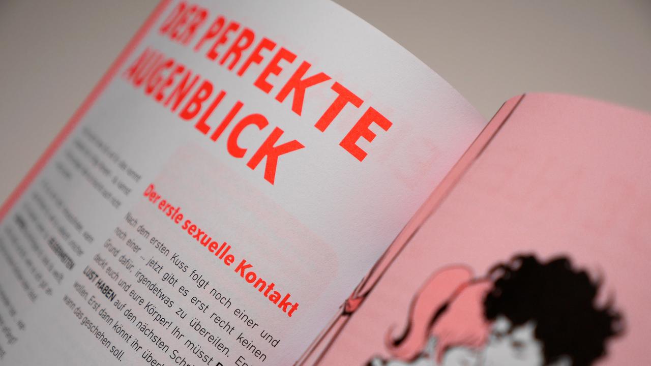 "Der perfekte Augenblick" lautet eine Kapitelüberschrift im Buch. "Der perfekte Augenblick" lautet eine Kapitelüberschrift im Buch.