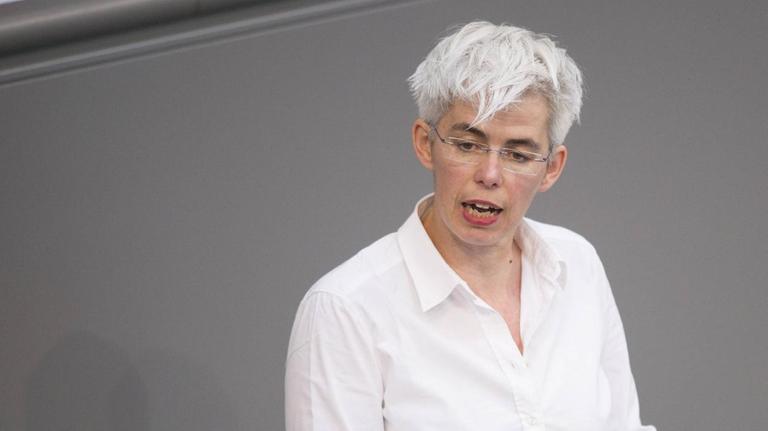 Ulle Schauws, frauenpolitische Sprecherin der Grünen Ulle Schauws, frauenpolitische Sprecherin der Grünen