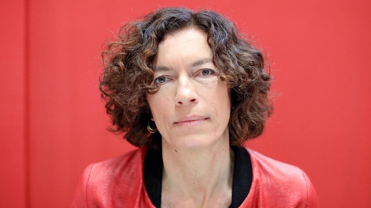 Das Foto zeigt die Autorin auf der Buchmesse in Leipzig 2017. Das Foto zeigt die Autorin auf der Buchmesse in Leipzig 2017.