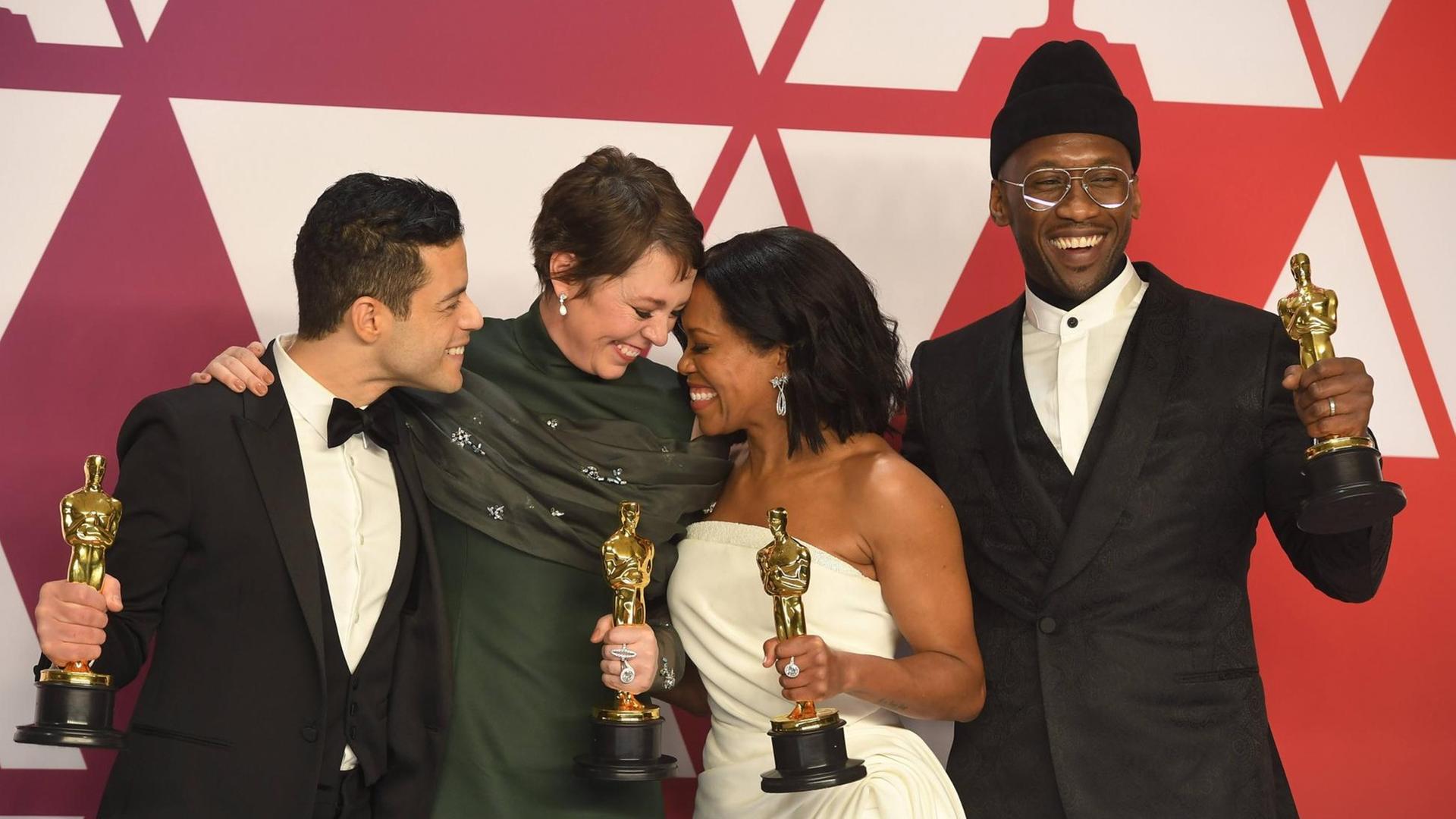 Rami Malek, Olivia Coleman, Regina King und Mahershala Ali bei der 91. Oscar Verleihung in Los Angeles Rami Malek, Olivia Coleman, Regina King und Mahershala Ali bei der 91. Oscar Verleihung in Los Angeles