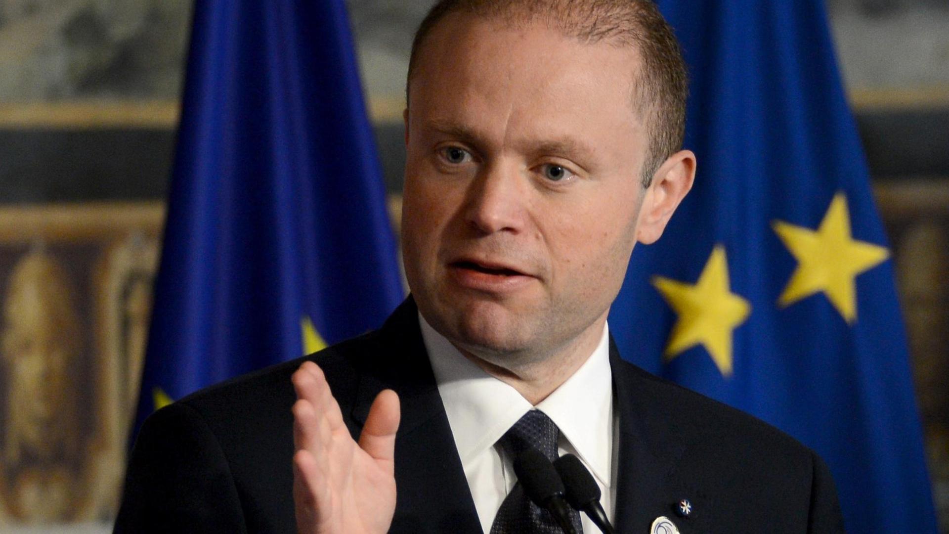 Maltas Premier Joseph Muscat vor dem EU-Gipfel am 25. März 2017 in Rom, Italien. Maltas Premier Joseph Muscat vor dem EU-Gipfel am 25. März 2017 in Rom, Italien.