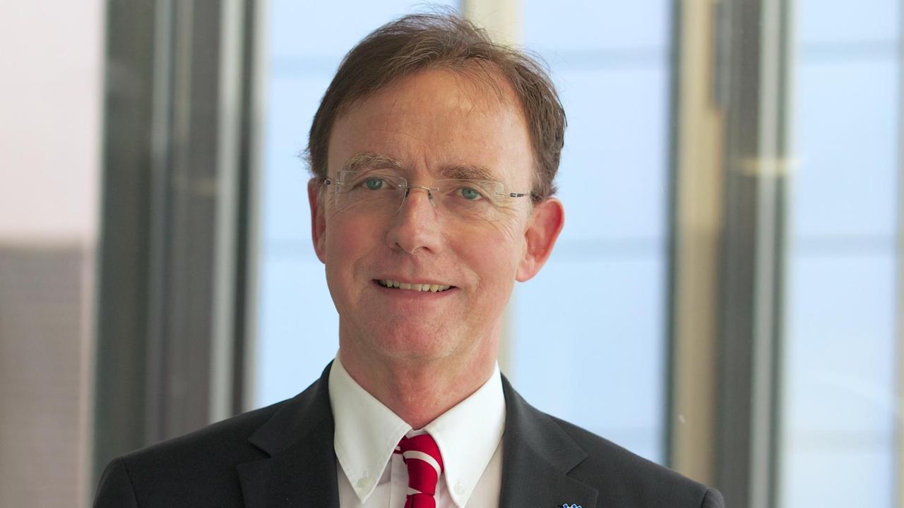 Gerd Landsberg, Hauptgeschäftsführer des Deutschen Städte- und Gemeindebundes. Gerd Landsberg, Hauptgeschäftsführer des Deutschen Städte- und Gemeindebundes.