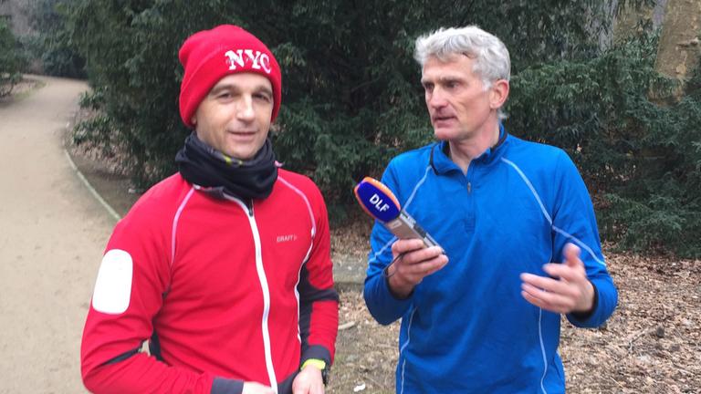 Der Justizminister sportlich: Heiko Maas mit unserem Hauptstadtstudio-Korrespondenten Frank Capellan unterwegs. Der Justizminister sportlich: Heiko Maas mit unserem Hauptstadtstudio-Korrespondenten Frank Capellan unterwegs.