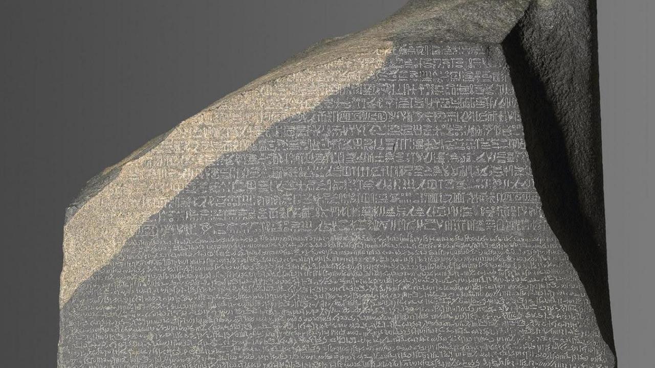 Aufnahme des Rosetta-Steins im British Museum London.