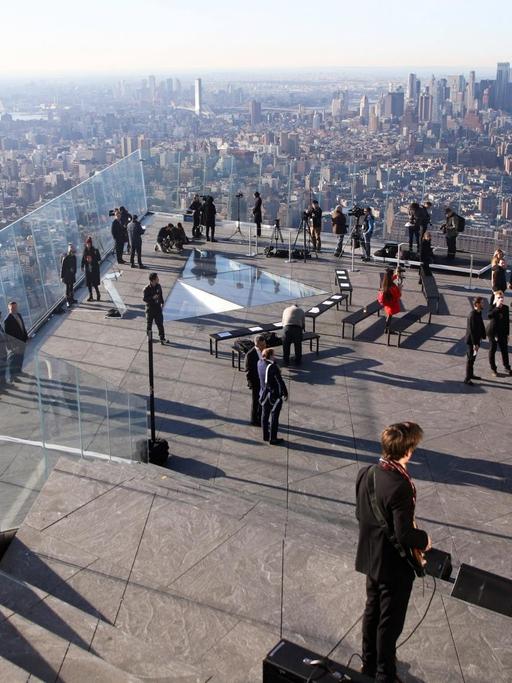 Einweihung der The Edge-Aussichtsplattform in New York am 11.März 2020: Aus 335m Höhe bietet sich ein grandioser Rundumblick auf die Skyline von New York