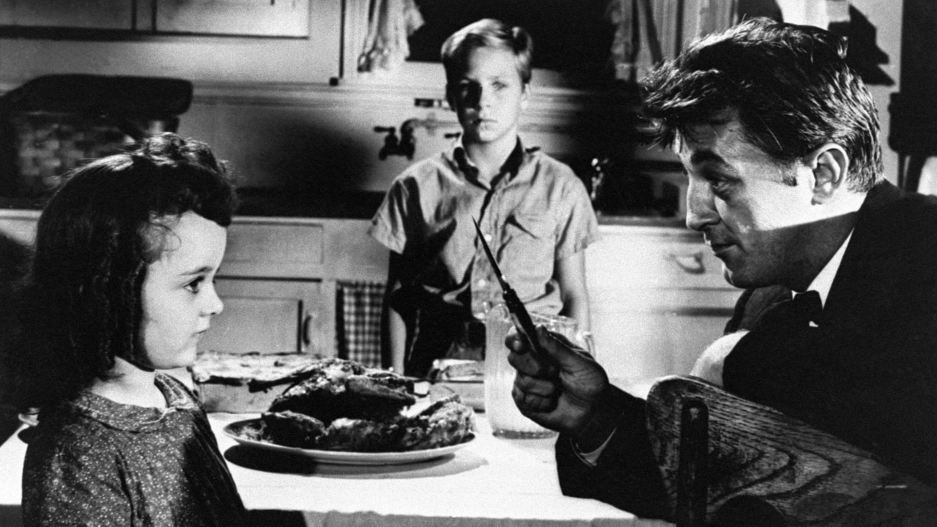 Szene aus dem Film "Die Nacht des Jägers" Szene aus dem Film "Die Nacht des Jägers"
