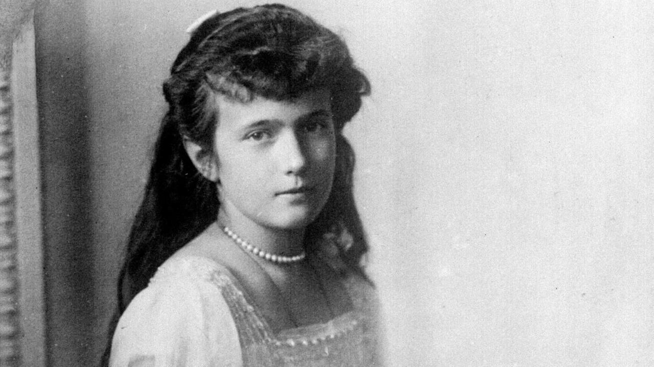 Grand Duchess Anastasia, the youngest daughter of Czar Nicholas II and Czarina Alexandra of Russia. Anastasia and the rest of the Imperial family were murdered by the Bolshviks in 1918 although rumours persist that she alone survived, living to a ripe old age in the United States. c1914. |