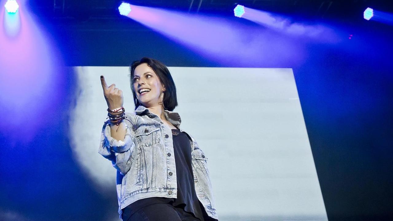 Sängerin Stefanie Kloß (2019) Sängerin Stefanie Kloß (2019)