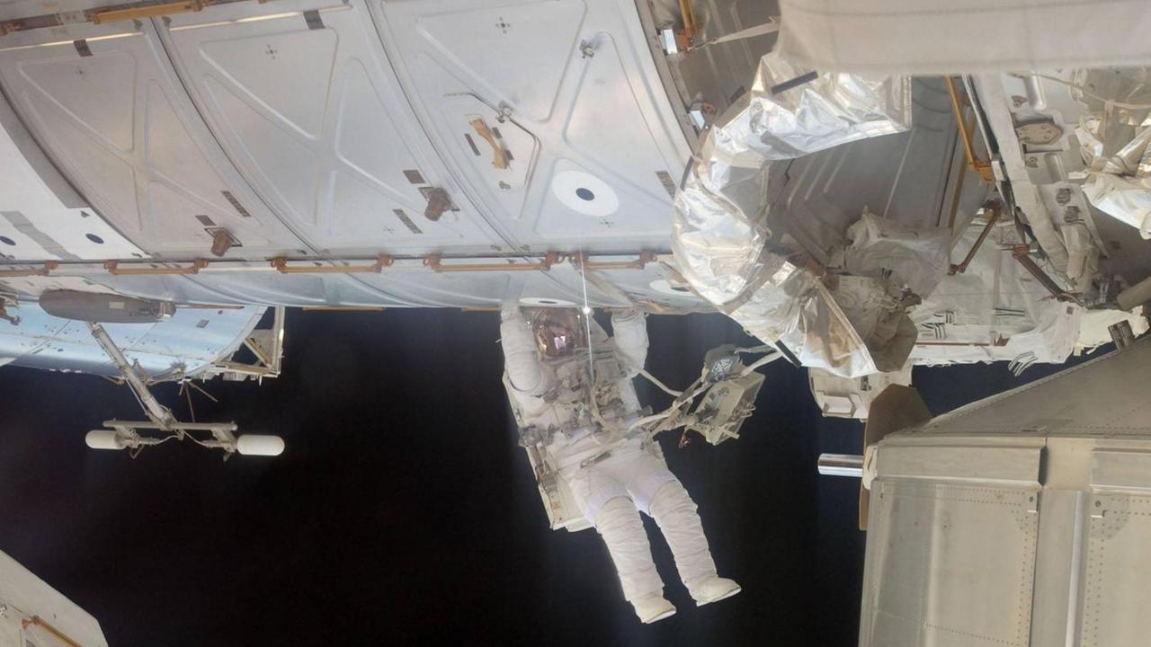 Ausseneinsatz an der Internationalen Raumstation ISS Ausseneinsatz an der Internationalen Raumstation ISS