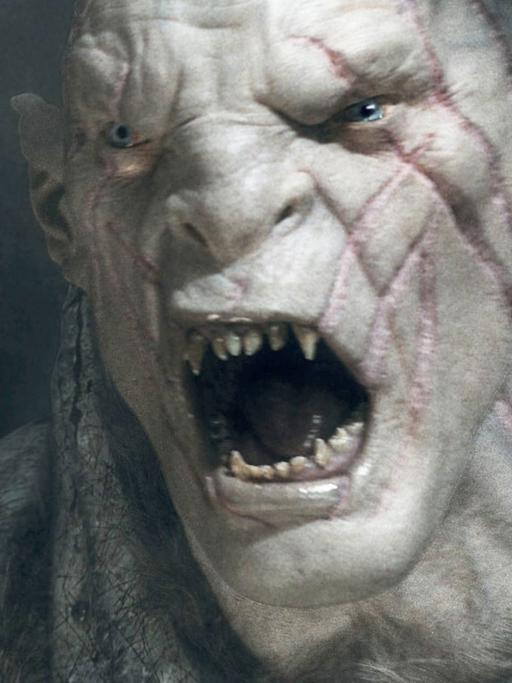 Filmszene aus "Hobbit - Die Schlacht der fünf Heere": ein Ork brüllt