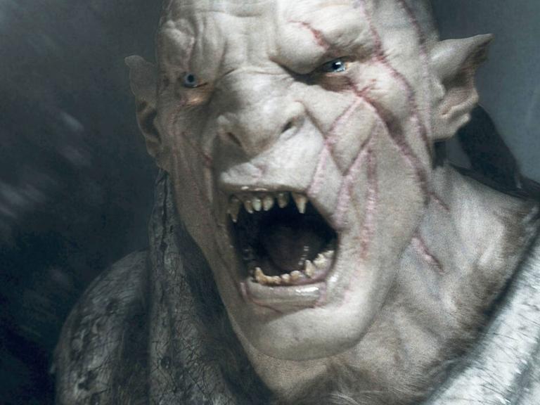 Filmszene aus "Hobbit - Die Schlacht der fünf Heere": ein Ork brüllt