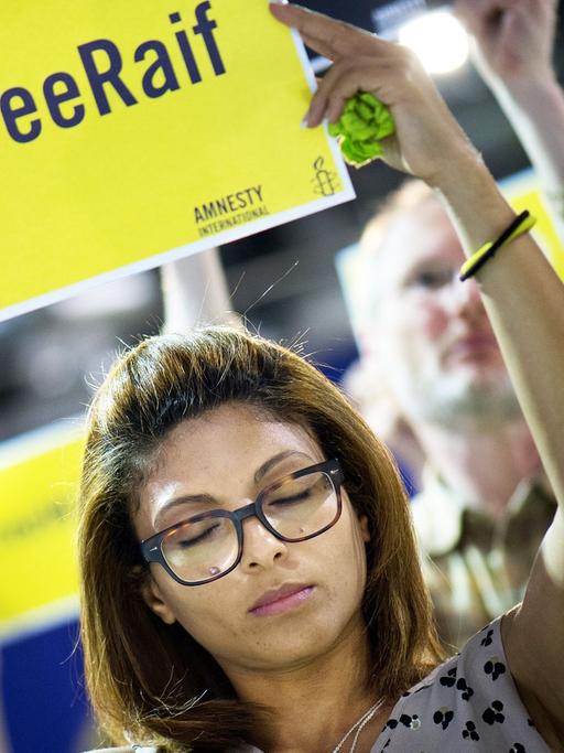 Ensaf Haidar, die Frau des inhaftierten saudische Bloggers Raif Badawi