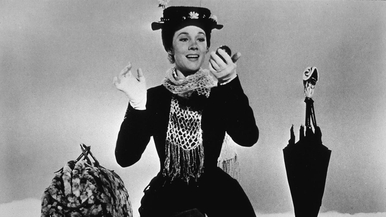 Julie Andrews in dem Disney-Film "Mary Poppins" von 1964 Julie Andrews in dem Disney-Film "Mary Poppins" von 1964