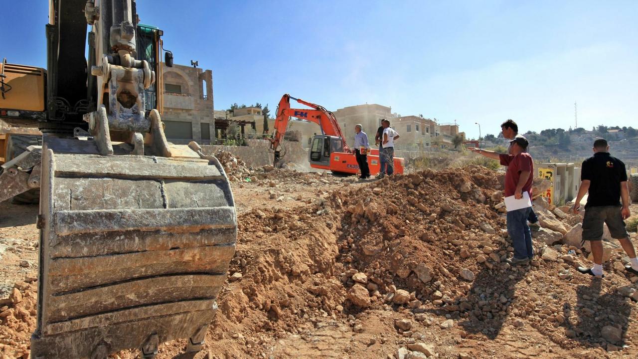 Israelis bauen weiter Siedlungen