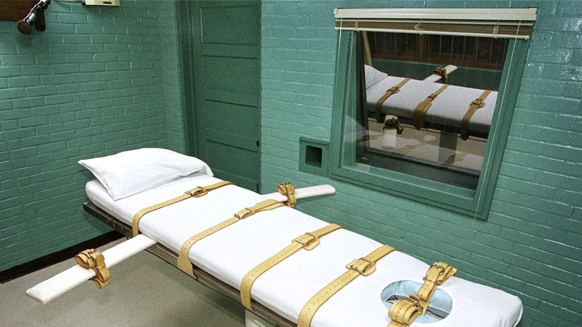 Eine Pritsche in der Todeszelle des texanischen Huntsville-Gefängnisses , Archivbild